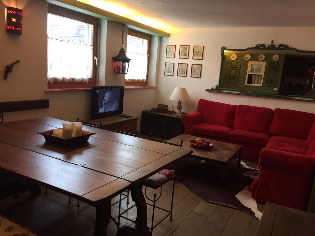 Meschihouse - Chesa Engadina Apartment Samedan Luaran gambar